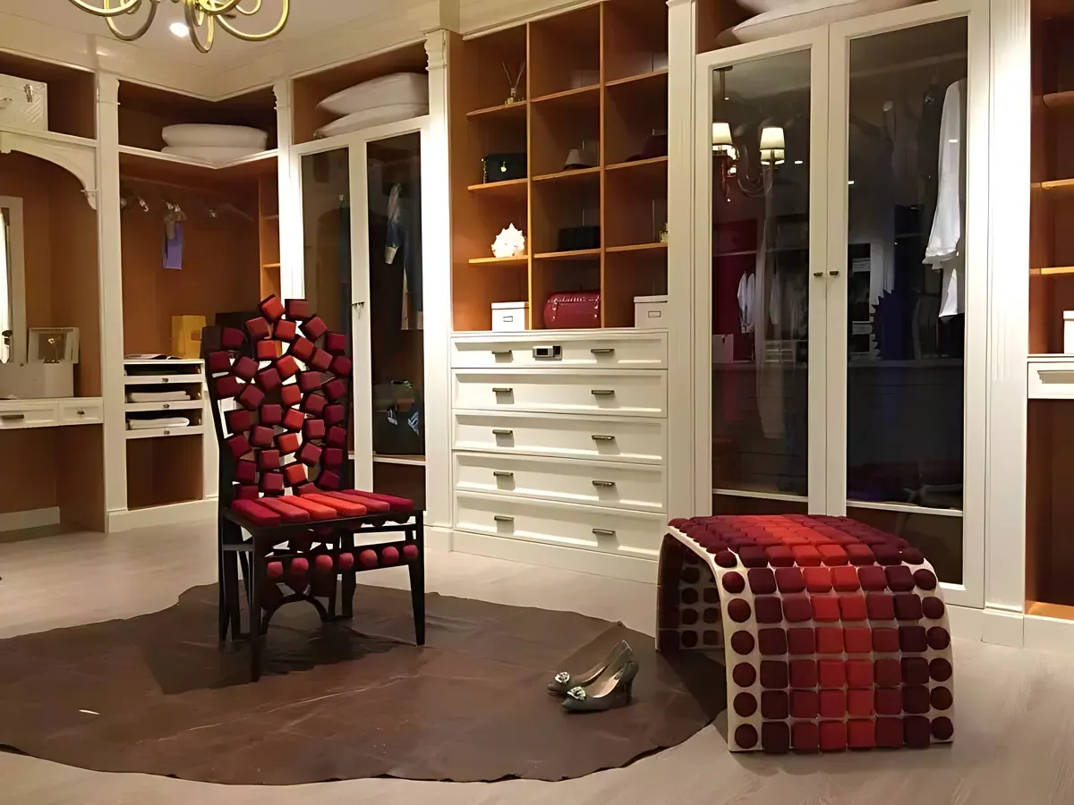 Flora chair
