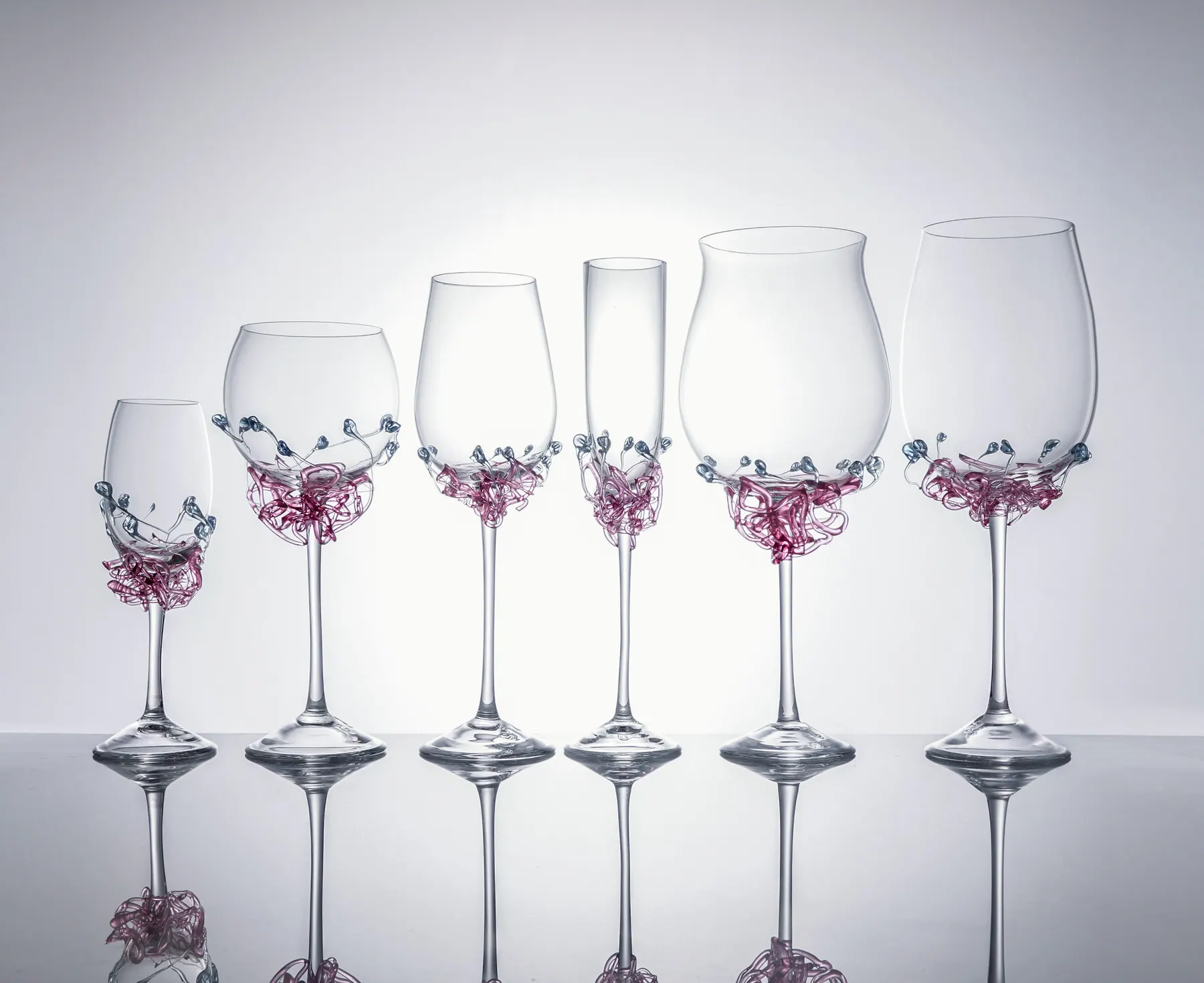 Nest wine glasses