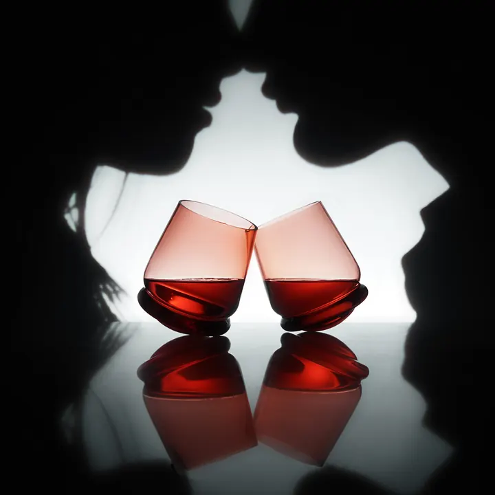 Rose coloured wine glasses in Czech crystal design by Milan Sipek